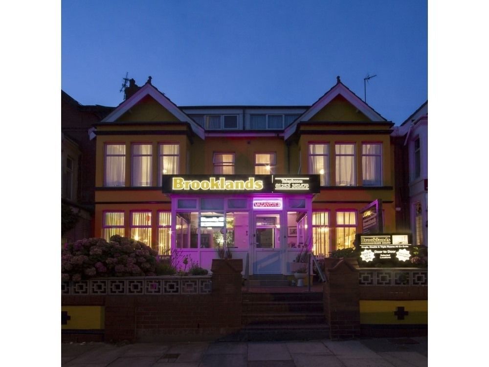 Brooklands Over 50'S Only แบล็คพูล ภายนอก รูปภาพ